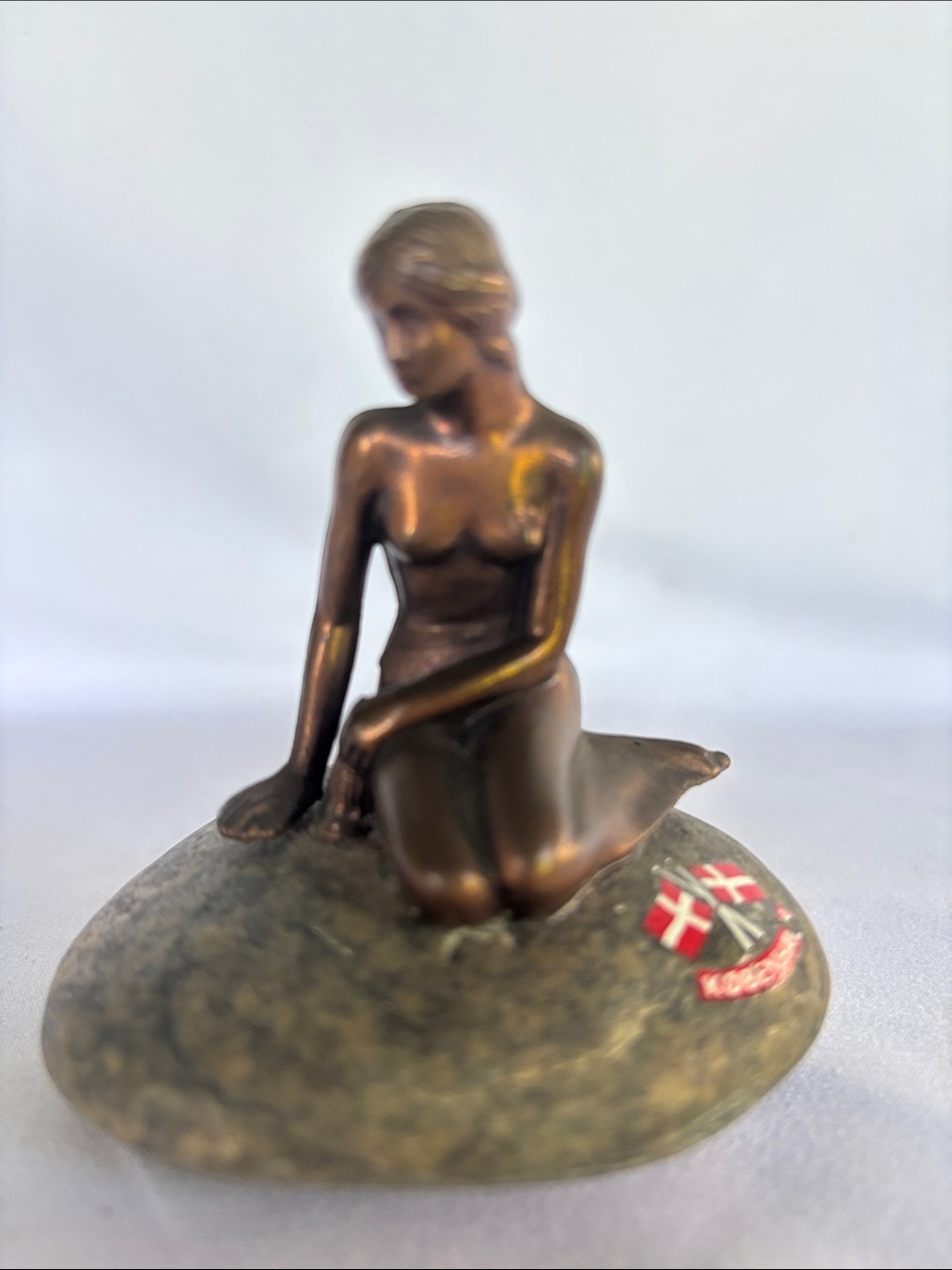 VINTAGE GENUINE BRONZE MERMAID FIGURINE SITTING ON STONE- KØBENHAVN- COPENHAGEN - Picture 4 of 11